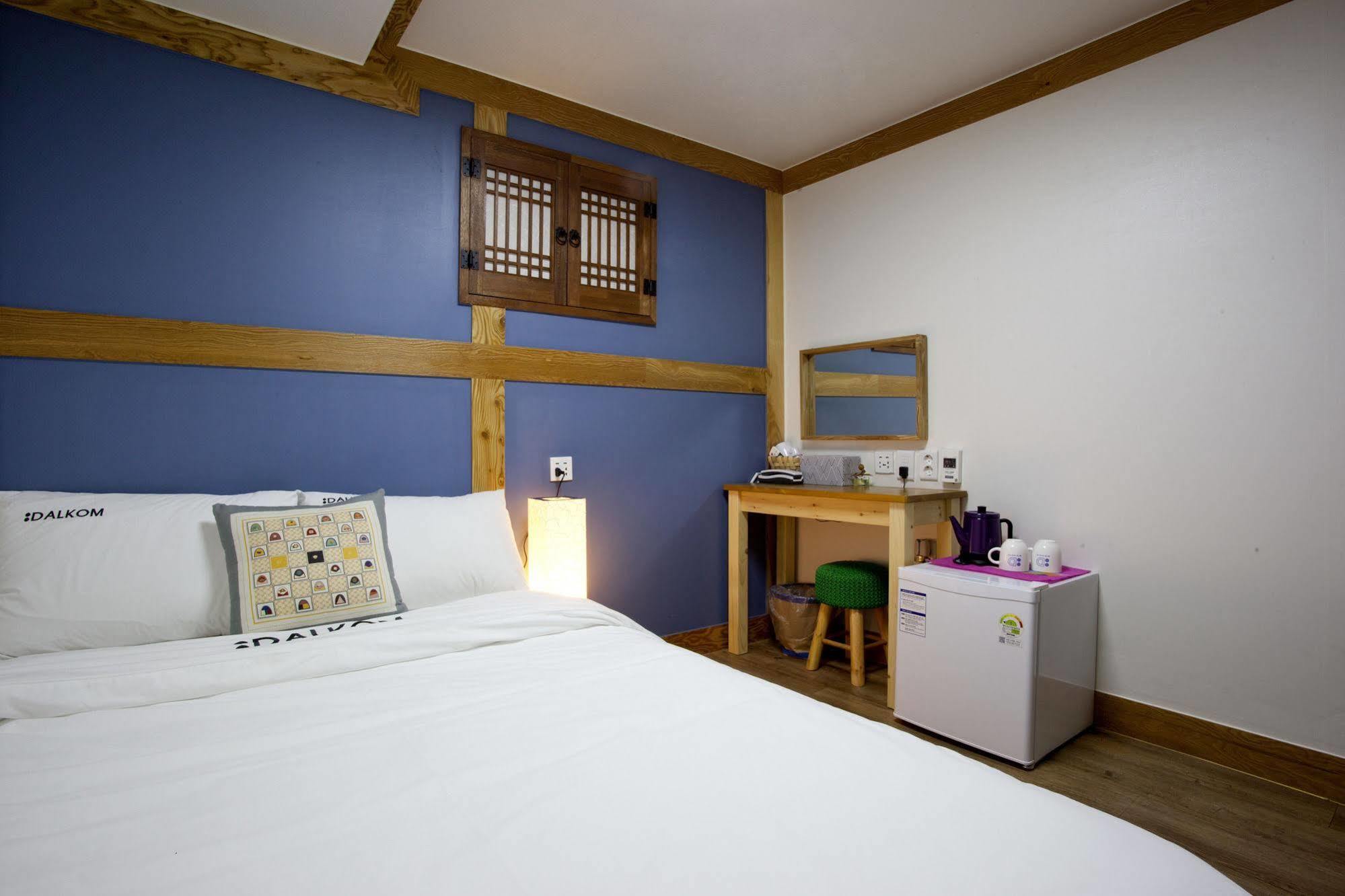 Mini Hotel Dalkom In Dongdaemun Seul Dış mekan fotoğraf