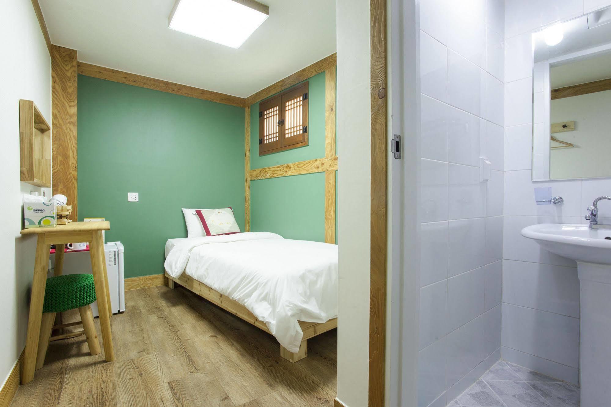 Mini Hotel Dalkom In Dongdaemun Seul Dış mekan fotoğraf