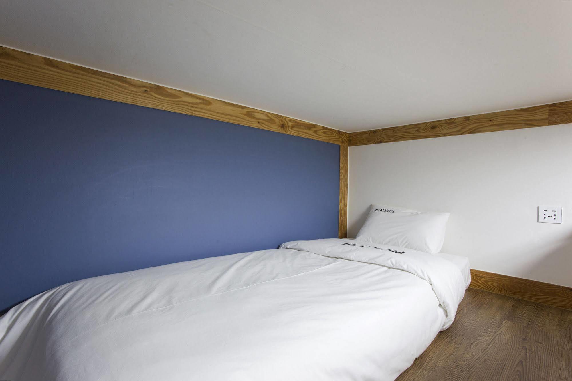 Mini Hotel Dalkom In Dongdaemun Seul Dış mekan fotoğraf