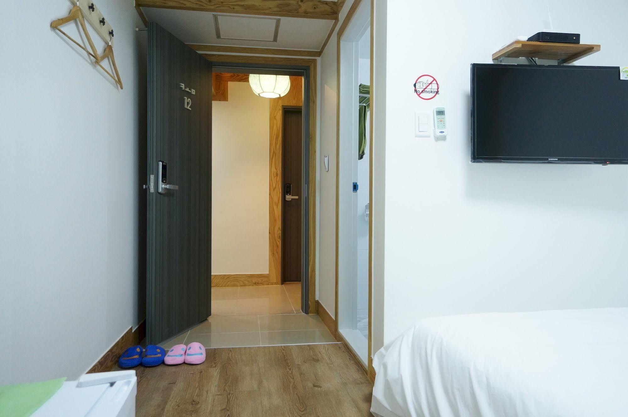 Mini Hotel Dalkom In Dongdaemun Seul Dış mekan fotoğraf