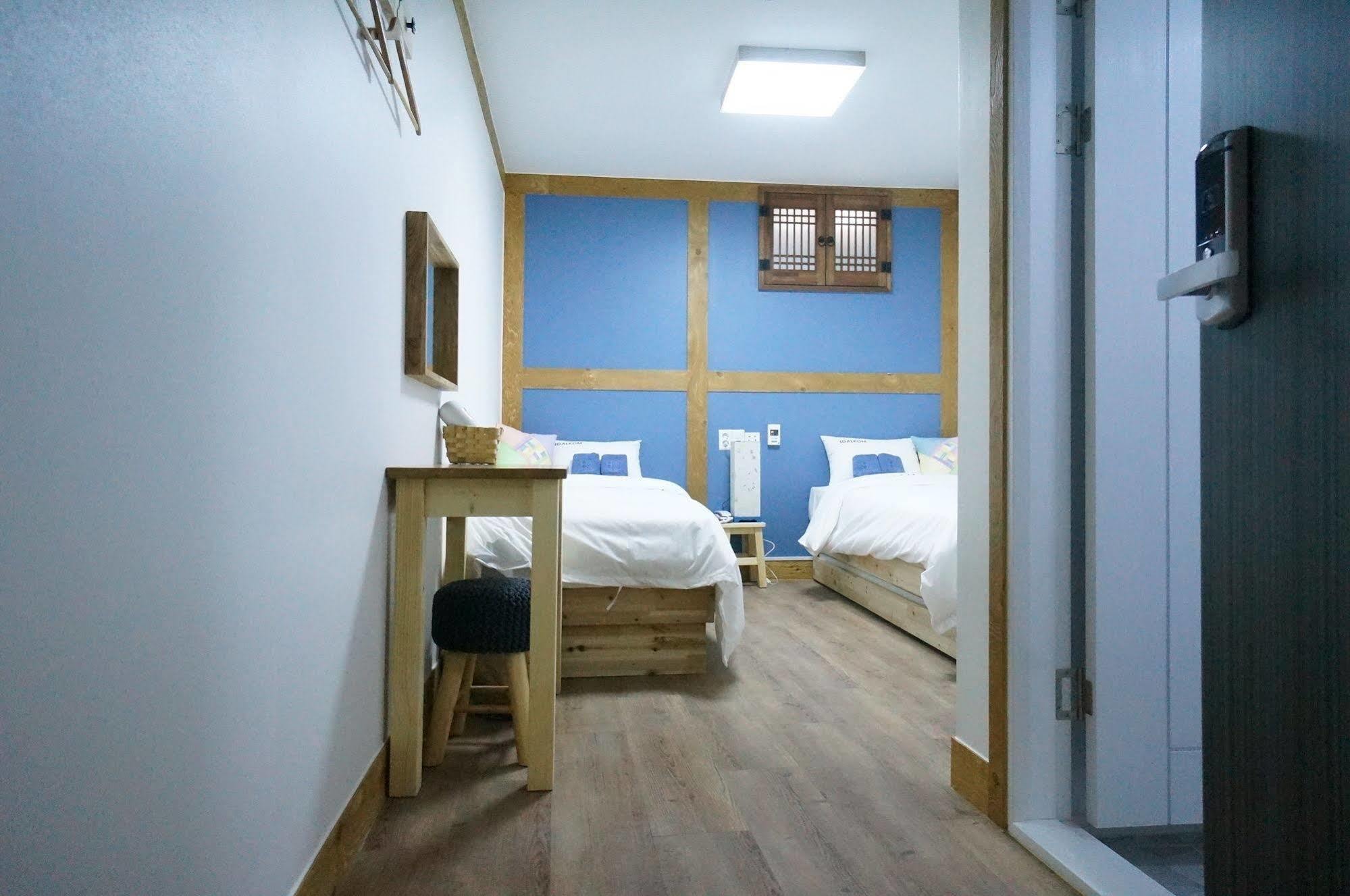 Mini Hotel Dalkom In Dongdaemun Seul Dış mekan fotoğraf