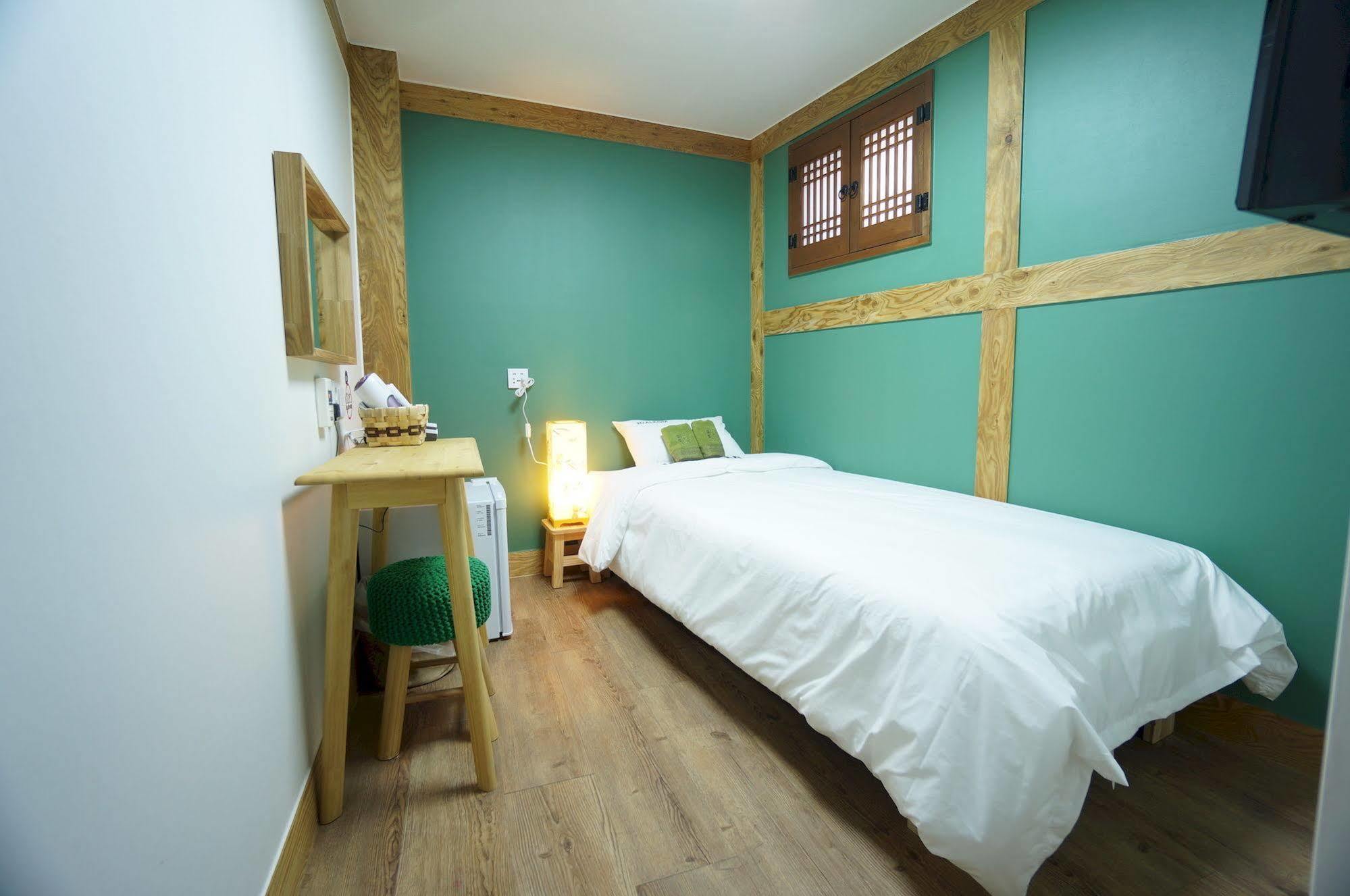 Mini Hotel Dalkom In Dongdaemun Seul Dış mekan fotoğraf